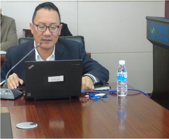 保山移动综合部副总杨涛在培训中宣贯省移动对车辆治理的有关要求事项。